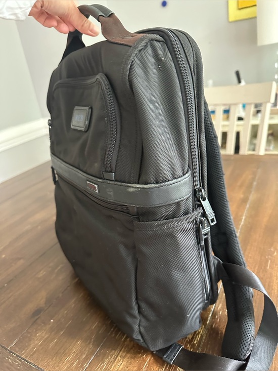 alpha 3 tumi brief backpack Compact Laptop Pack 2603173D3 1172971041 BLACK The navy color adds a touch of sophistication to this versatile and practical bag TUMI Alpha 3 Compact Laptop